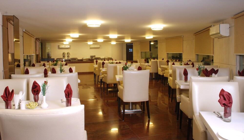 Africa Avenue Gk - 1 Hotel New Delhi Luaran gambar